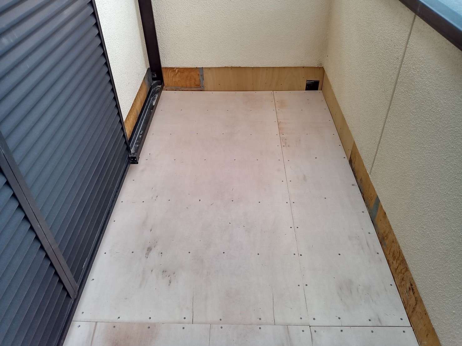 合板貼り完了 これで防水の準備が整いました