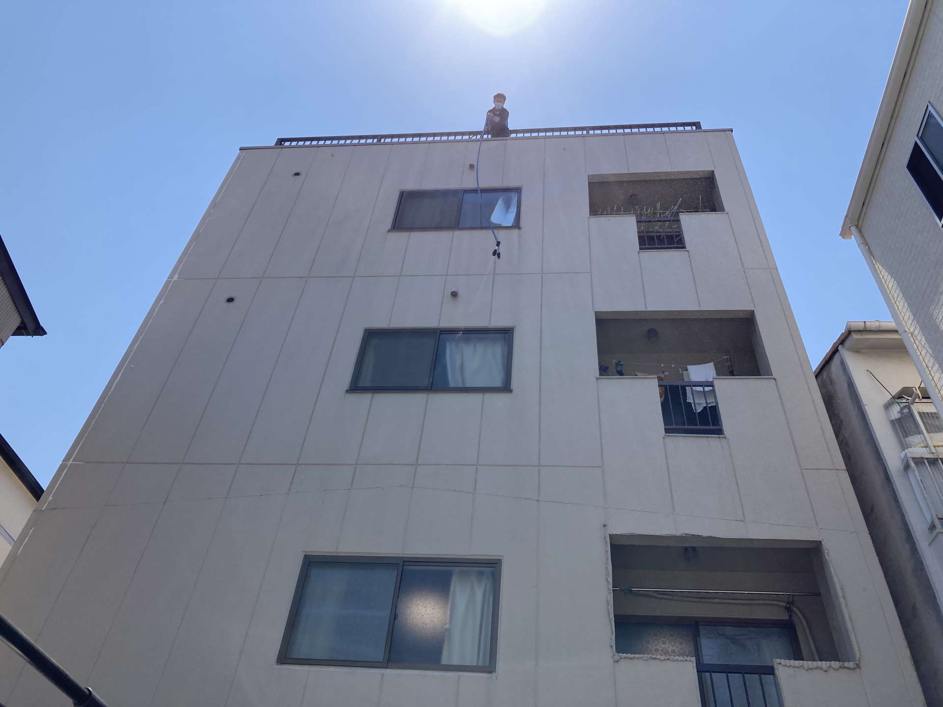 鉄骨造のALC壁の雨漏り調査