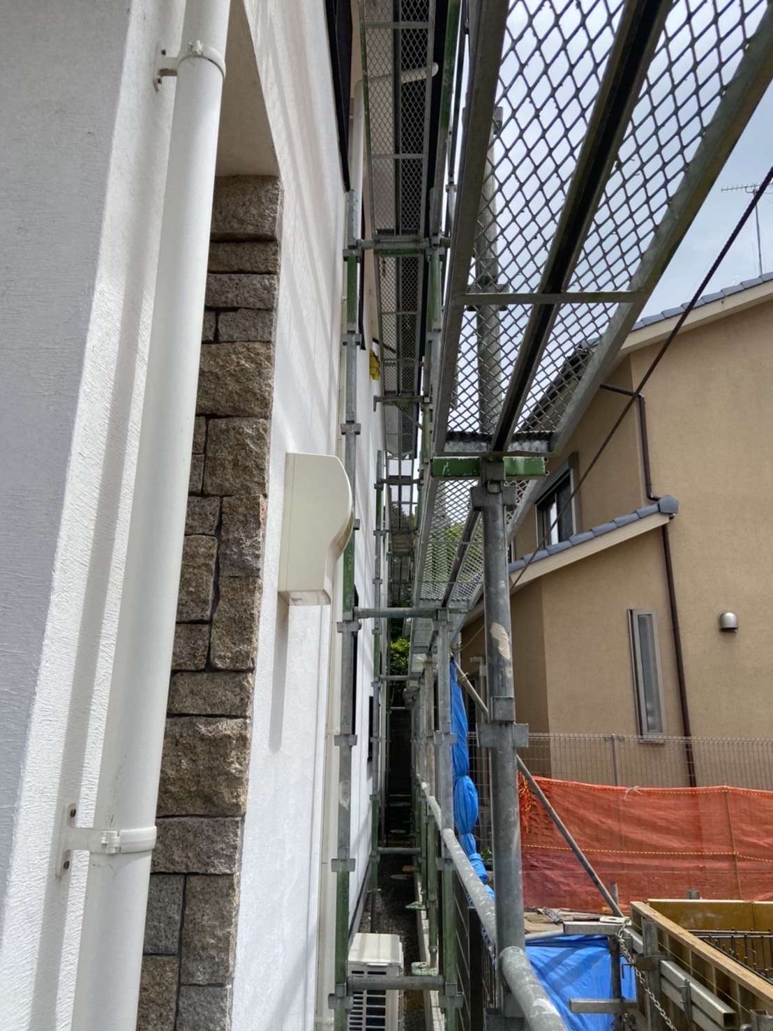 足場施工中